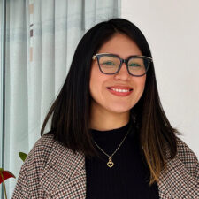 Gilda Esenarro, egresada: “El comunicador de hoy debe ser intrépido”